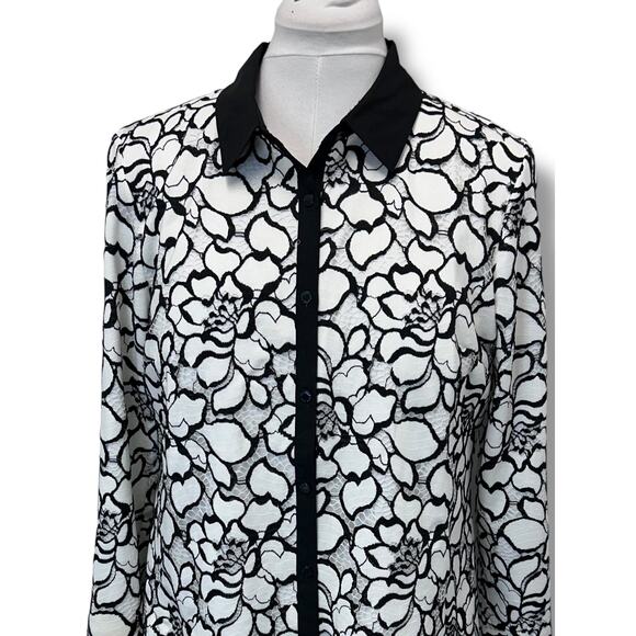 Karl Lagerfeld Women’s Long Bell Sleeve Button Down Lace Blouse, Black/White - Picture 2 of 12